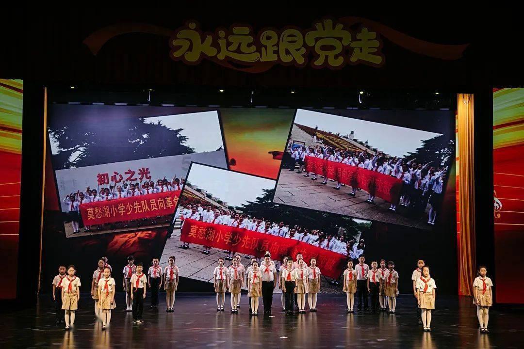 海口新海港增开新能源小车出岛专班